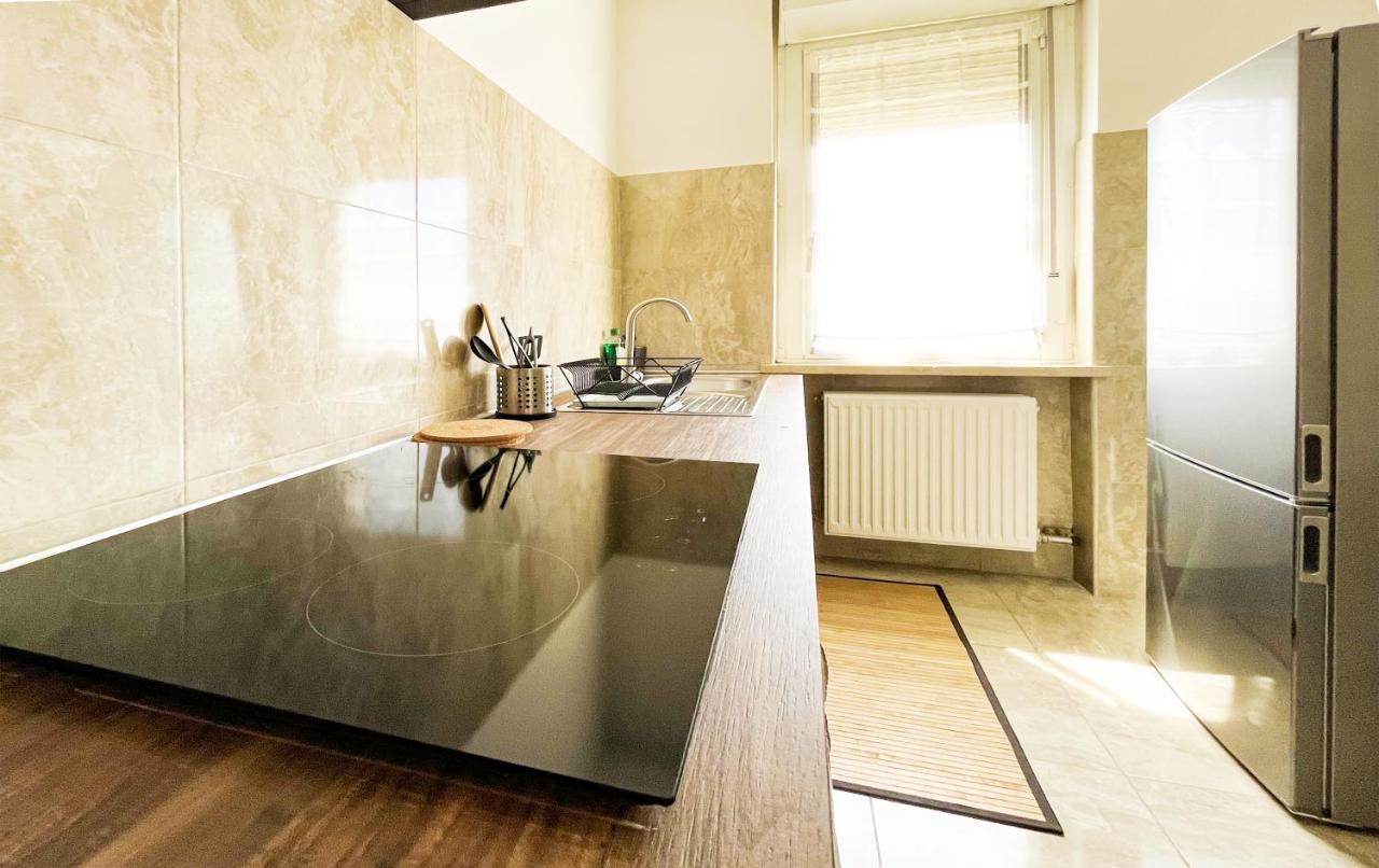 Suitesflores - Bright And Cozy Apartment In Verona Exteriör bild