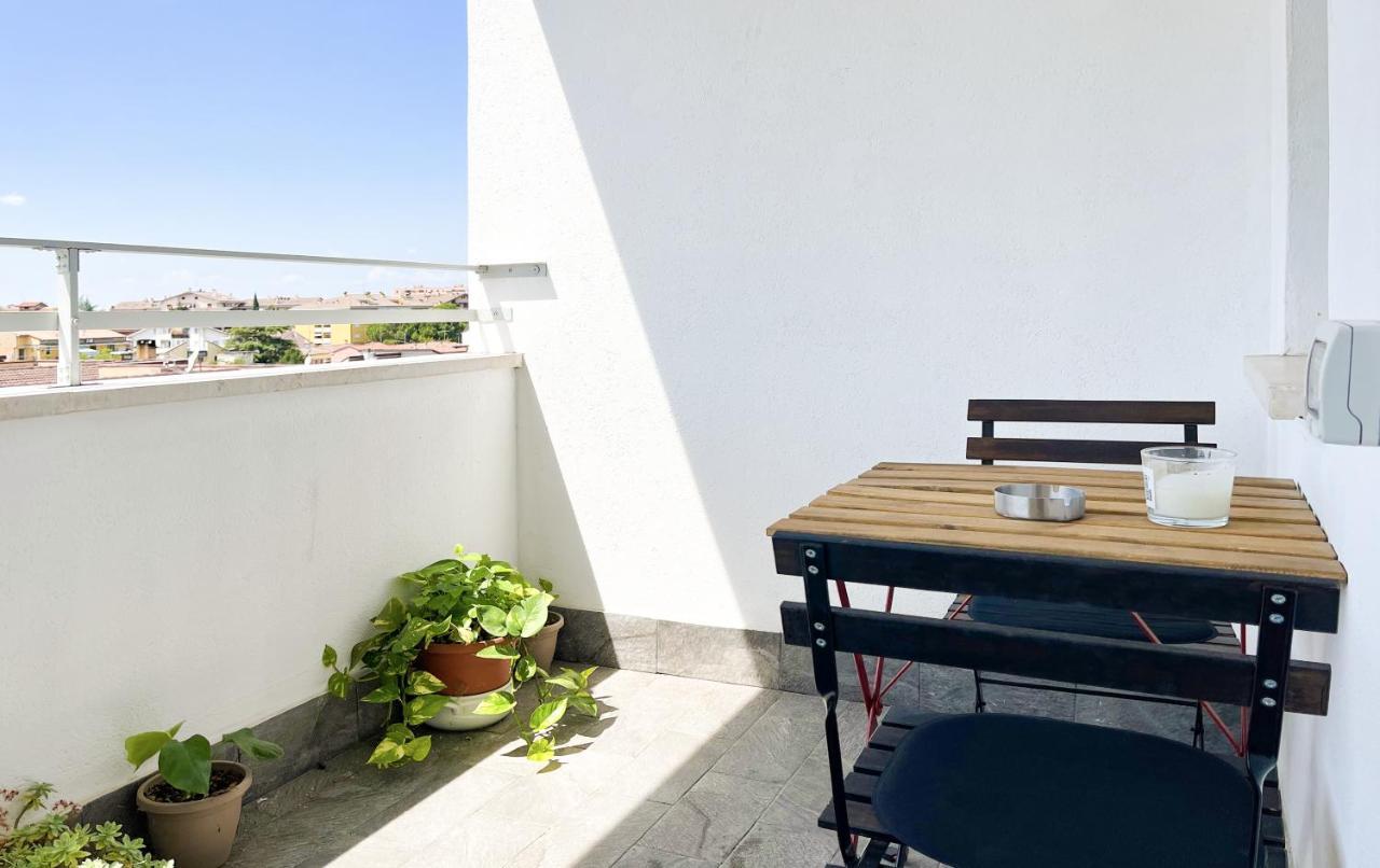 Suitesflores - Bright And Cozy Apartment In Verona Exteriör bild
